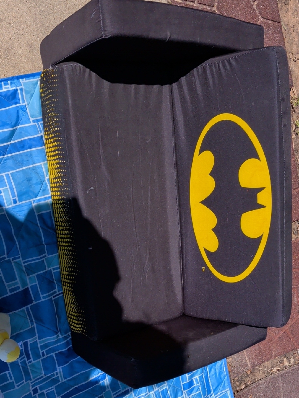 Batman Kids Black & Yellow Foam Sofa - Licensed DC Comics Costume Accessory